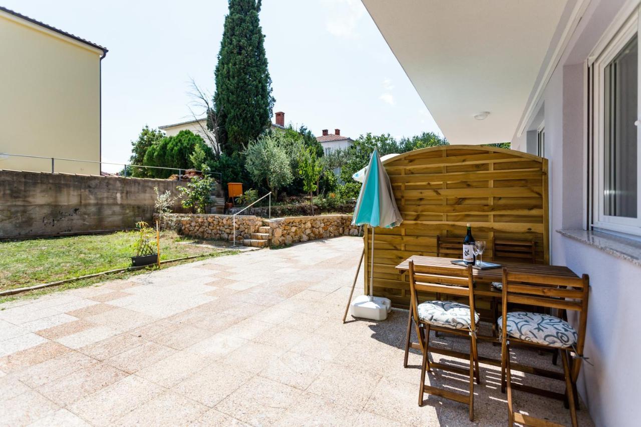 Golden Island Apartments Krk Town Εξωτερικό φωτογραφία